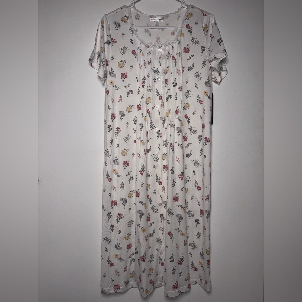 Floral Lace Nightgown